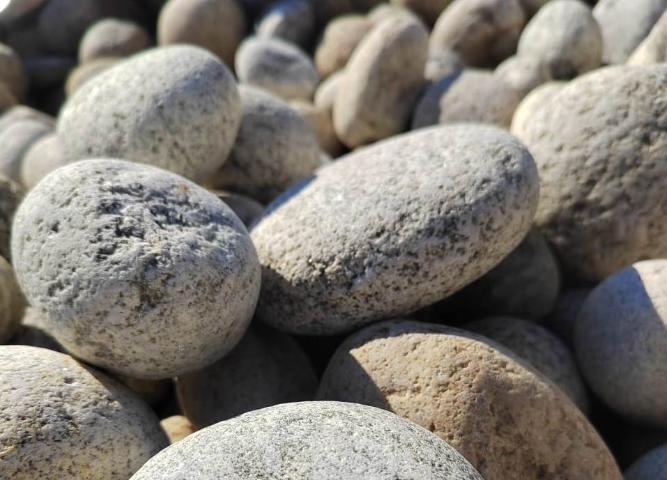 Купить речную и морскую гальку напрямую у производителя с доставкой  купить в Набережных Челнах от производителя, без посредников